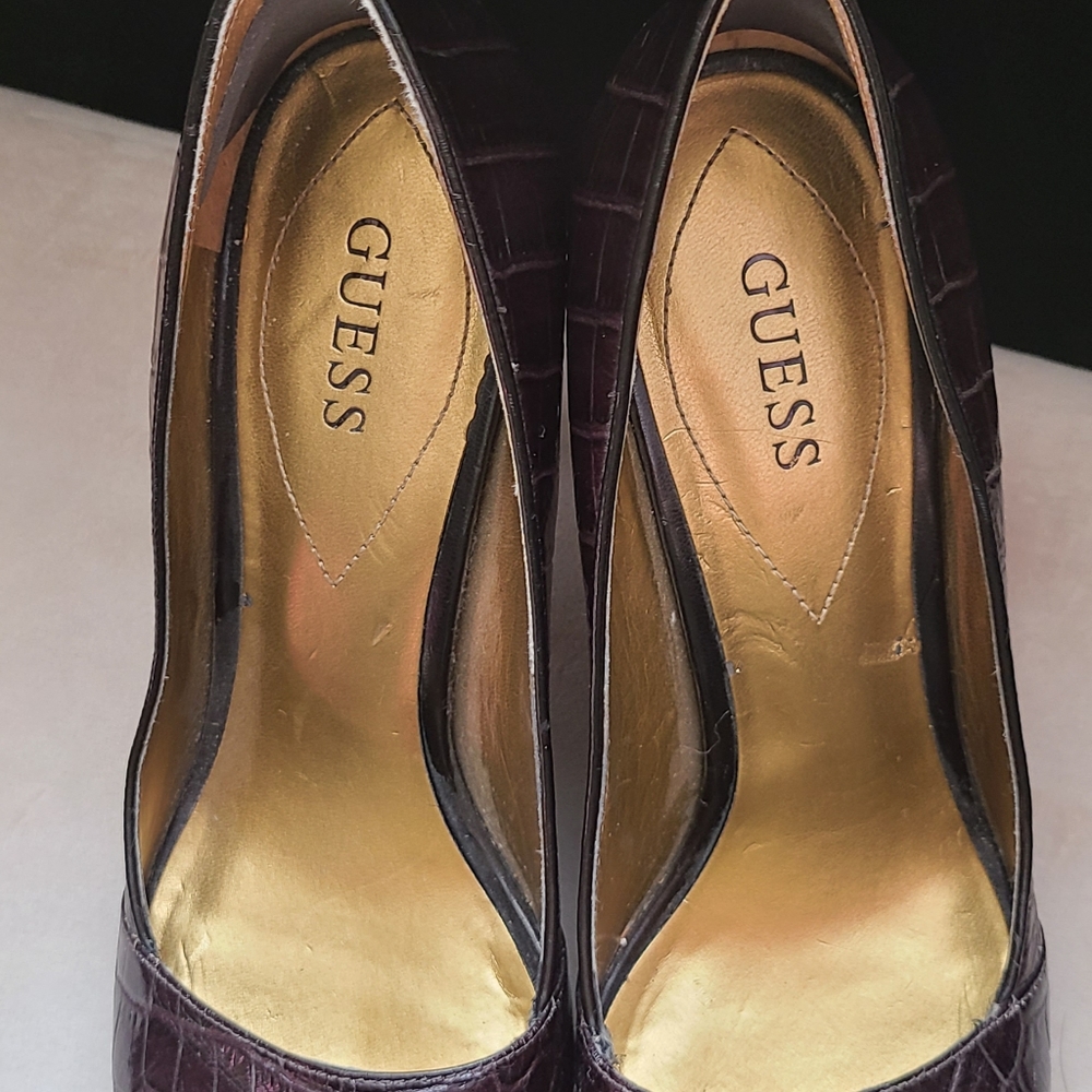 Guess size 8 dark brown